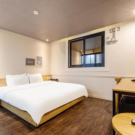 Dublin Hotel Busan Exterior photo