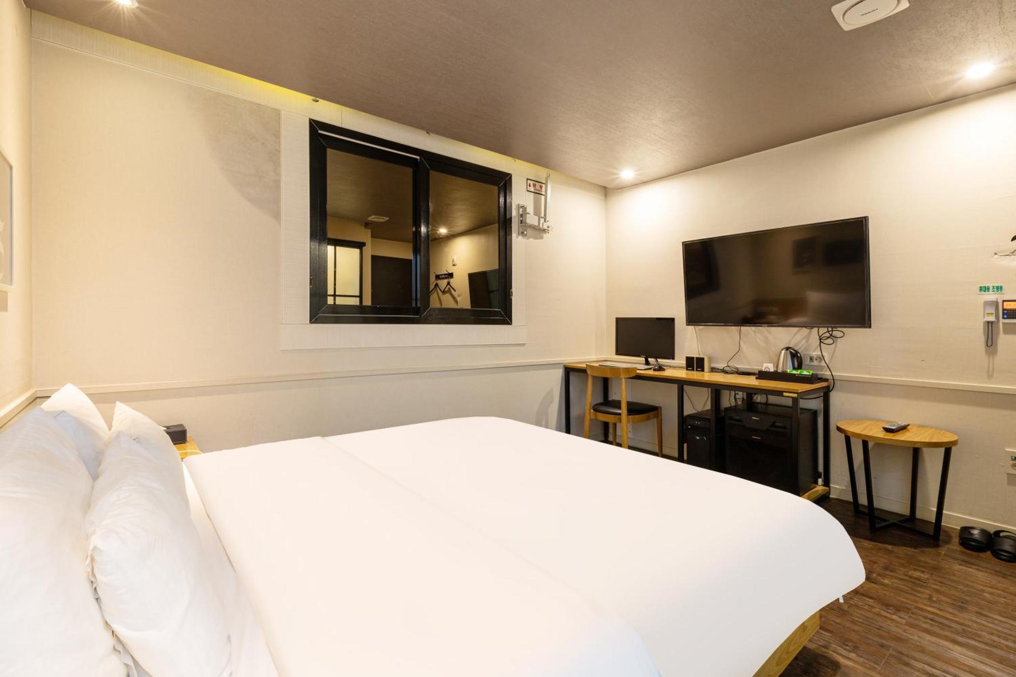 Dublin Hotel Busan Exterior photo