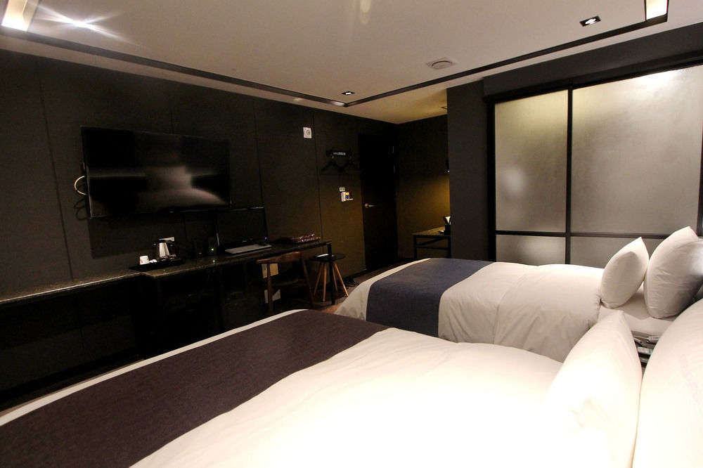 Dublin Hotel Busan Exterior photo