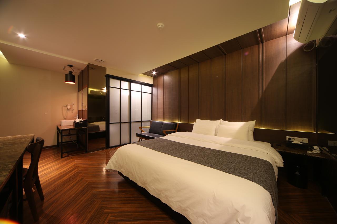 Dublin Hotel Busan Exterior photo